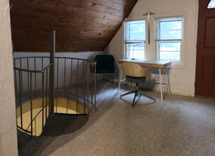 750 Galax Cir in Blowing Rock, NC - Building Photo - Building Photo