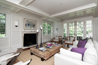 192 Parsonage Ln in Sagaponack, NY - Building Photo - Building Photo