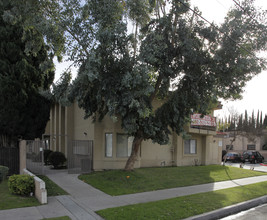 Fullerton Haven Apartments in Buena Park, CA - Building Photo - Building Photo