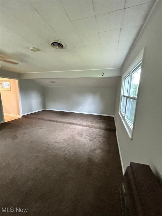 property at 1304 Brookdale Ln