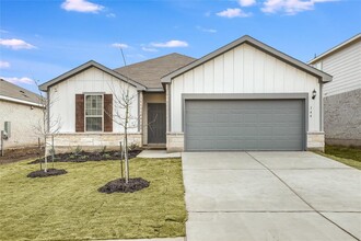144 Janice Rd in Taylor, TX - Building Photo - Building Photo