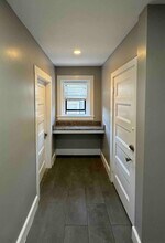 16 Upland Rd, Unit 5 in Cambridge, MA - Foto de edificio - Building Photo