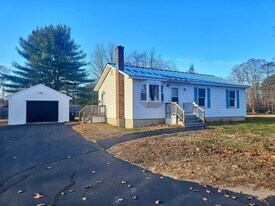 154 Victory Dr in Franklin, NH - Building Photo