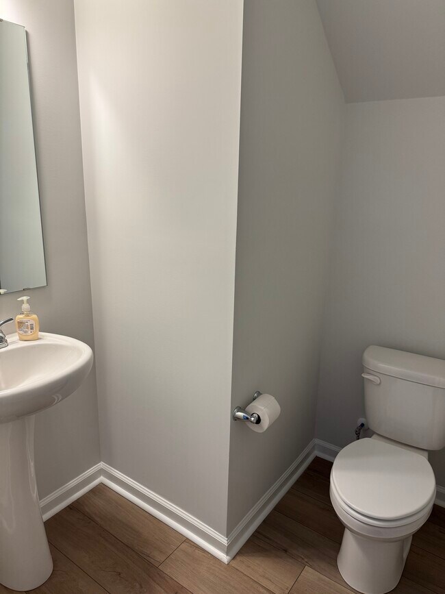 301 Gervais St in Columbia, SC - Building Photo - Building Photo