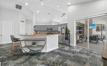 711 NW 19th Ct, Unit Cape Coral House in Cape Coral, FL - Building Photo - Building Photo