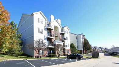 Autumn Oaks Apartments in Manchester, MO - Building Photo - Building Photo