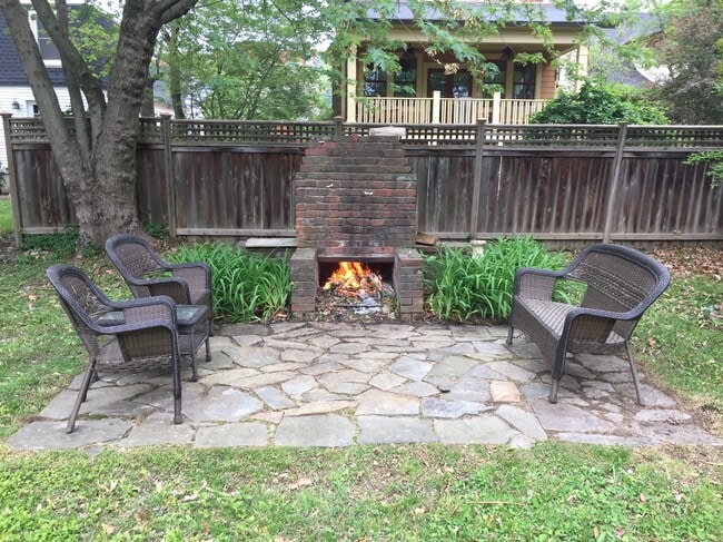 property at 1020 N Daniel St