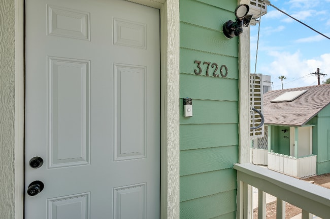 3718-3726 First Ave., Unit 3720 in San Diego, CA - Foto de edificio - Building Photo