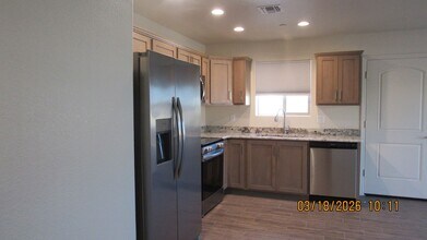 2200 Sandwood Dr in Lake Havasu City, AZ - Building Photo - Building Photo