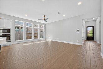 949 Cortez Creek Dr in Conroe, TX - Building Photo - Building Photo