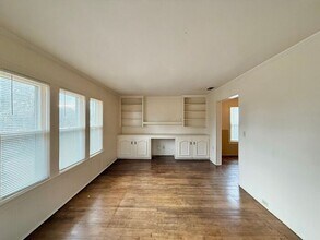 809 Jefferson St in Longview, TX - Building Photo - Building Photo