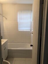 1548 NW 3rd Terrace in Pompano Beach, FL - Building Photo - Building Photo