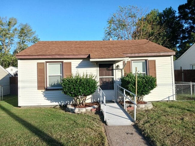 property at 1921 Long Green Ln
