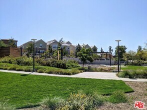 156 Chorus in Irvine, CA - Building Photo - Building Photo