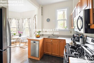 1617 Massachusetts Ave in Cambridge, MA - Building Photo - Building Photo