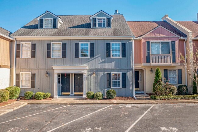 property at 501 44th Ave N