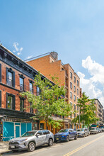 Adam's Court in New York, NY - Foto de edificio - Building Photo