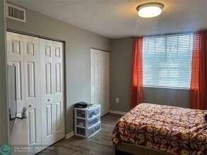 1739 Village Blvd in West Palm Beach, FL - Building Photo - Building Photo