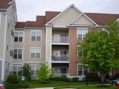 43302 Marymount Terrace in Ashburn, VA - Building Photo