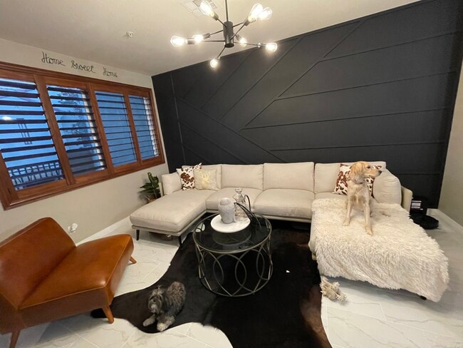 1876 Caminito Treviana in Chula Vista, CA - Building Photo - Building Photo