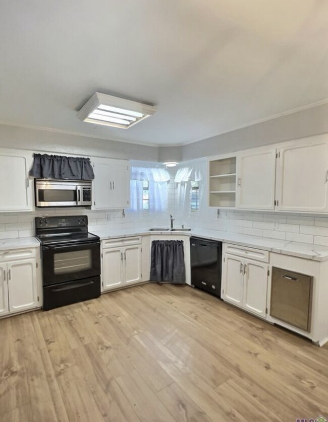 property at 29626 S Palmetto St