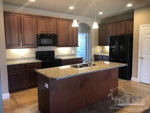 5354 Dalton Cir in Milton, FL - Building Photo - Building Photo