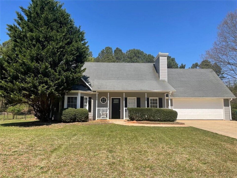 5485 Bridle Dr in Cumming, GA - Building Photo