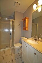 346 Wilmington Dr in Bartlett, IL - Building Photo - Building Photo