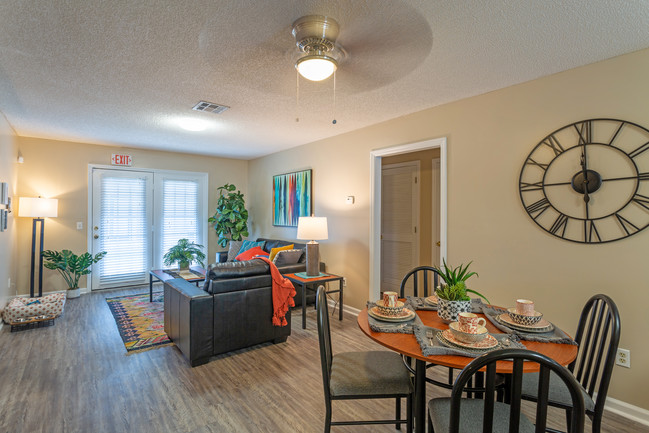 The Gates - Student Housing in Valdosta, GA - Foto de edificio - Interior Photo