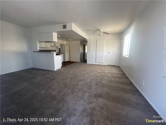 4220 Solteros St