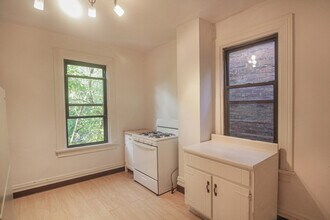 428 Biddle Ave, Unit 2 in Pittsburgh, PA - Building Photo - Building Photo