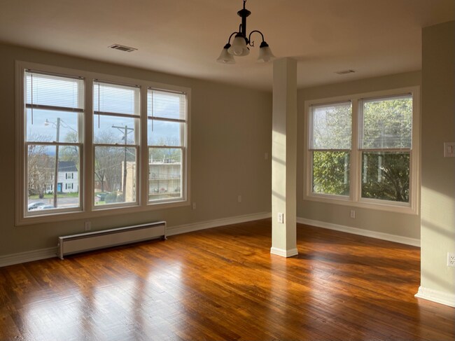 516 Hawthorne St-Unit -Apartment #2 in Hot Springs, AR - Foto de edificio - Building Photo