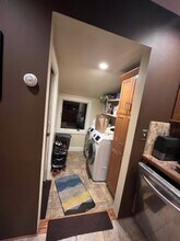 1205 E State St in Ithaca, NY - Foto de edificio - Building Photo