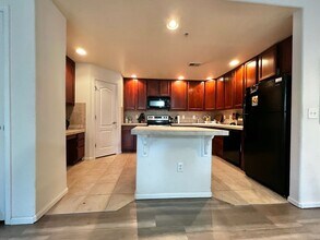 5002 Northern Lights Dr in Fort Collins, CO - Building Photo - Building Photo
