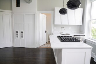 3559 N Ashland Ave, Unit M02H in Chicago, IL - Building Photo - Building Photo