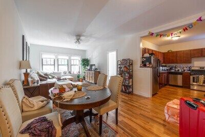 640 W Cornelia Ave, Unit S1