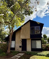 10751 Cariuto Ct in San Diego, CA - Building Photo