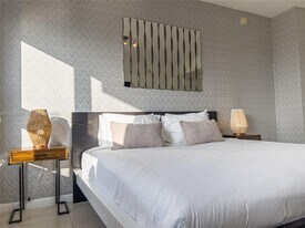 3250 NE 1st Ave in Miami, FL - Building Photo