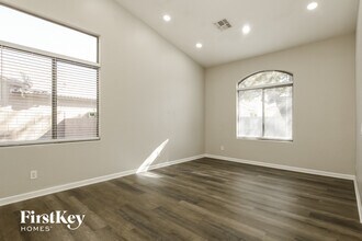 5180 W Morten Ave in Glendale, AZ - Building Photo - Building Photo