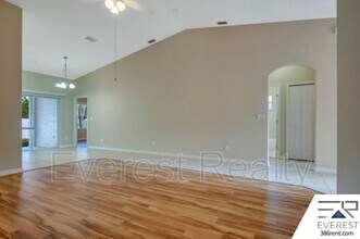 27 Raintree Pl in Palm Coast, FL - Building Photo - Building Photo