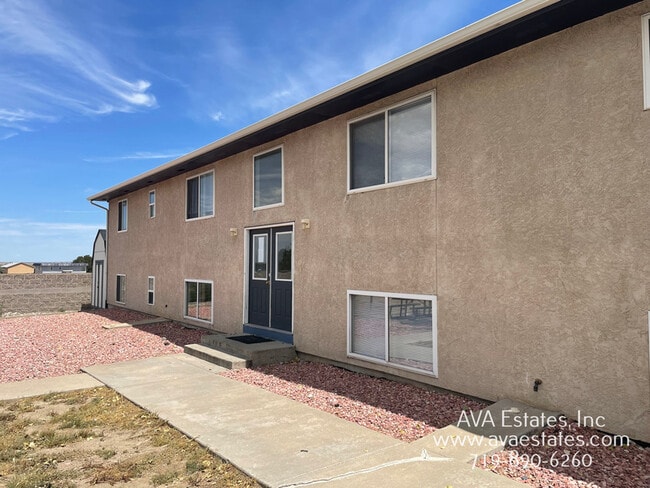 property at 743 E Laporte Dr