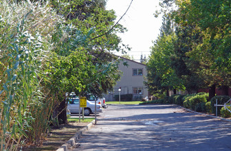 Cleveland Apartments in Sacramento, CA - Building Photo - Building Photo