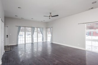 700 N Noble St-Unit -1 in Chicago, IL - Building Photo - Building Photo