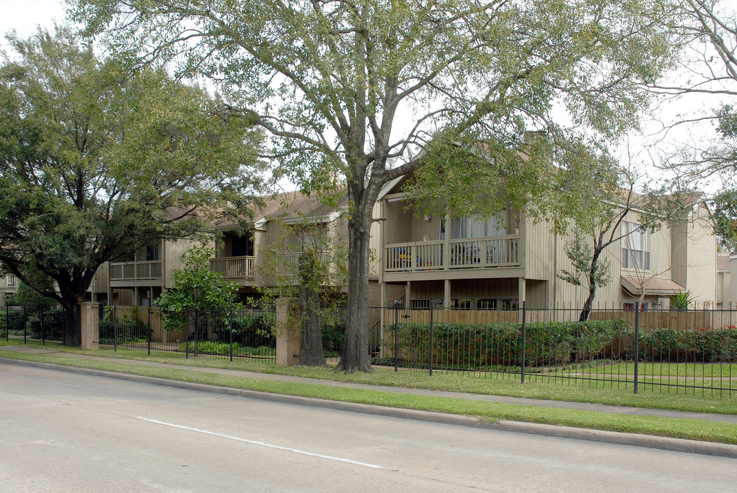 Blue Apartments in Houston, TX - Foto de edificio