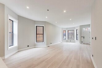 1309 N Rockwell St in Chicago, IL - Building Photo - Building Photo