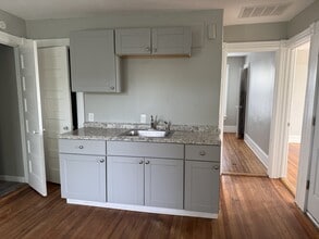 174 Curtis St in New Britain, CT - Building Photo - Building Photo