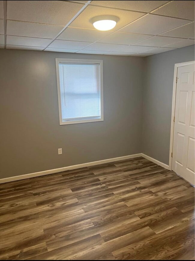 210 Delaware Ave, Unit 4 in Charleston, WV - Building Photo - Building Photo