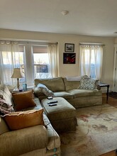 122 Warren St in Medford, MA - Foto de edificio - Building Photo