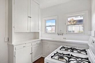 2606 S Orange Dr in Los Angeles, CA - Building Photo - Building Photo