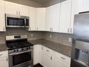 90 Clinton Ave in Newark, NJ - Building Photo - Building Photo